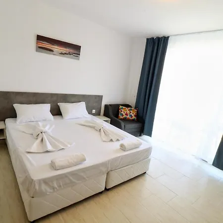 Alkion, Apartment